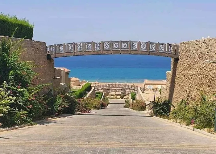 Tilal With Private Garden Sea View-4 For Families Only Ain Sukhna